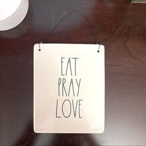 RAE DUNN EAT PRAY LOVE SIGN